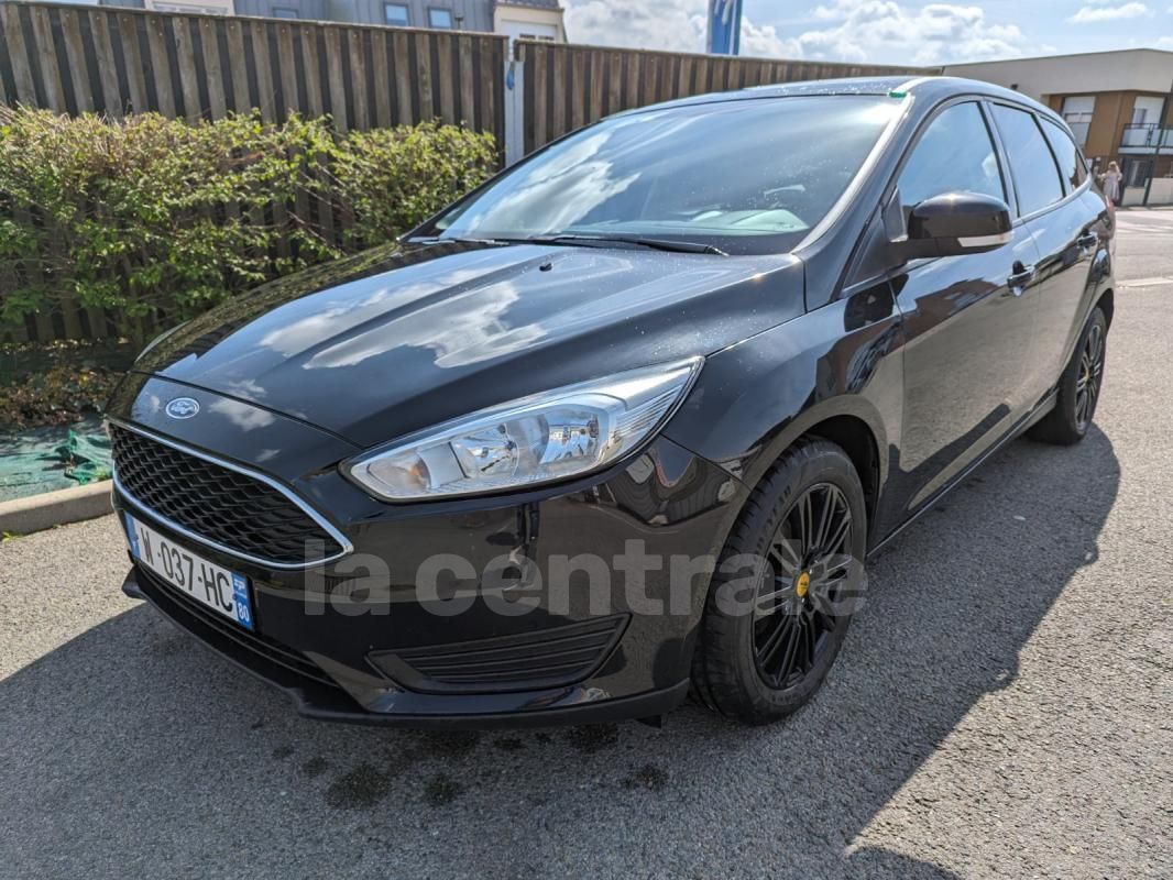 Annonce Ford Focus Iii 2 Sw 1 0 Ecoboost 100 S S Trend 2017 ESSENCE