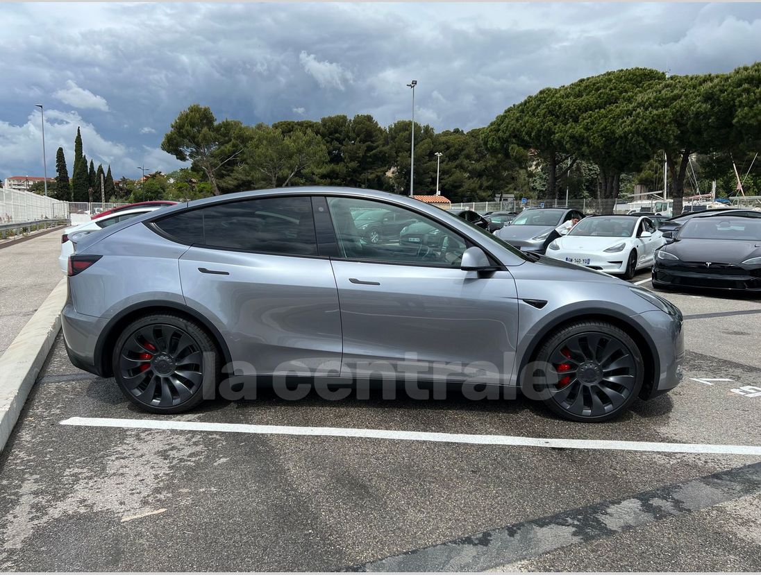 Annonce Tesla model 3 performance 9cv with pup awd with upgrade 2020  ELECTRIQUE occasion - Marseille - Bouches-du-Rhône 13