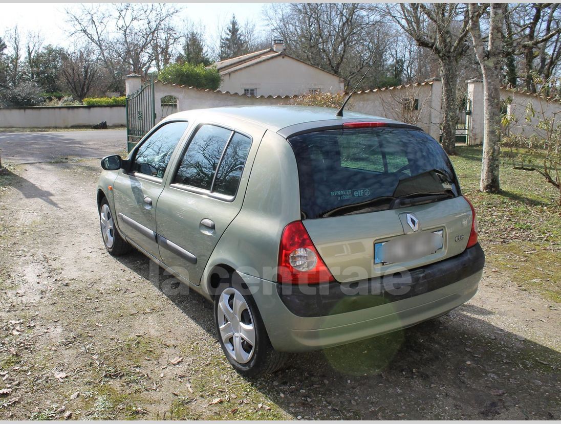 Renault CLIO II Phase II 1.6 16V - Mon Agence Automobile