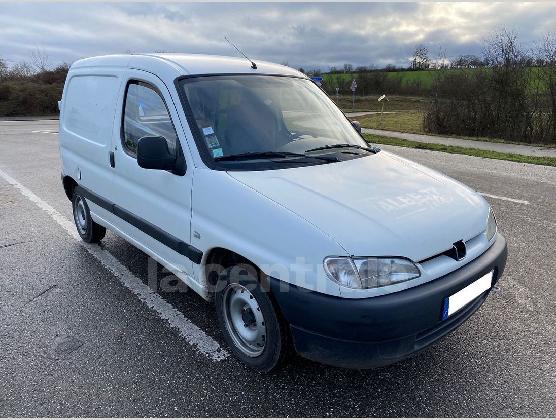 Annonce Peugeot partner 1.9 d plancher cab 1999 DIESEL occasion -  Bouxwiller - Bas-Rhin 67