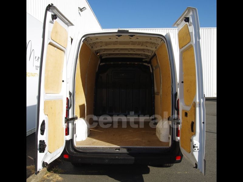 Annonce Renault master iii pc grand confort traction f3500 l2h2 dci 130  euro6 2019 DIESEL occasion - Cholet - Maine-et-Loire 49