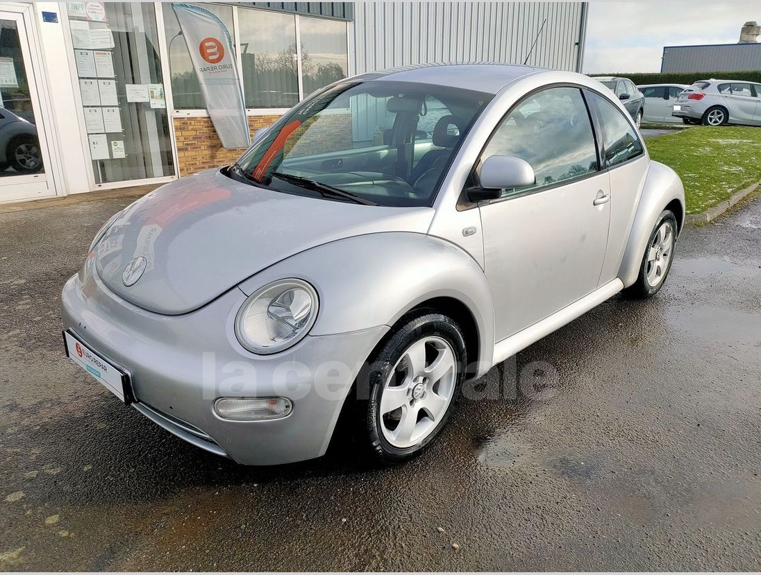 Annonce Volkswagen new beetle 1.6 2000 ESSENCE occasion Barenton