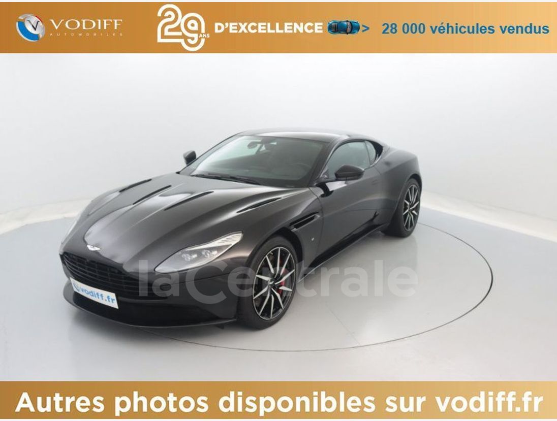 Aston Martin Db11 