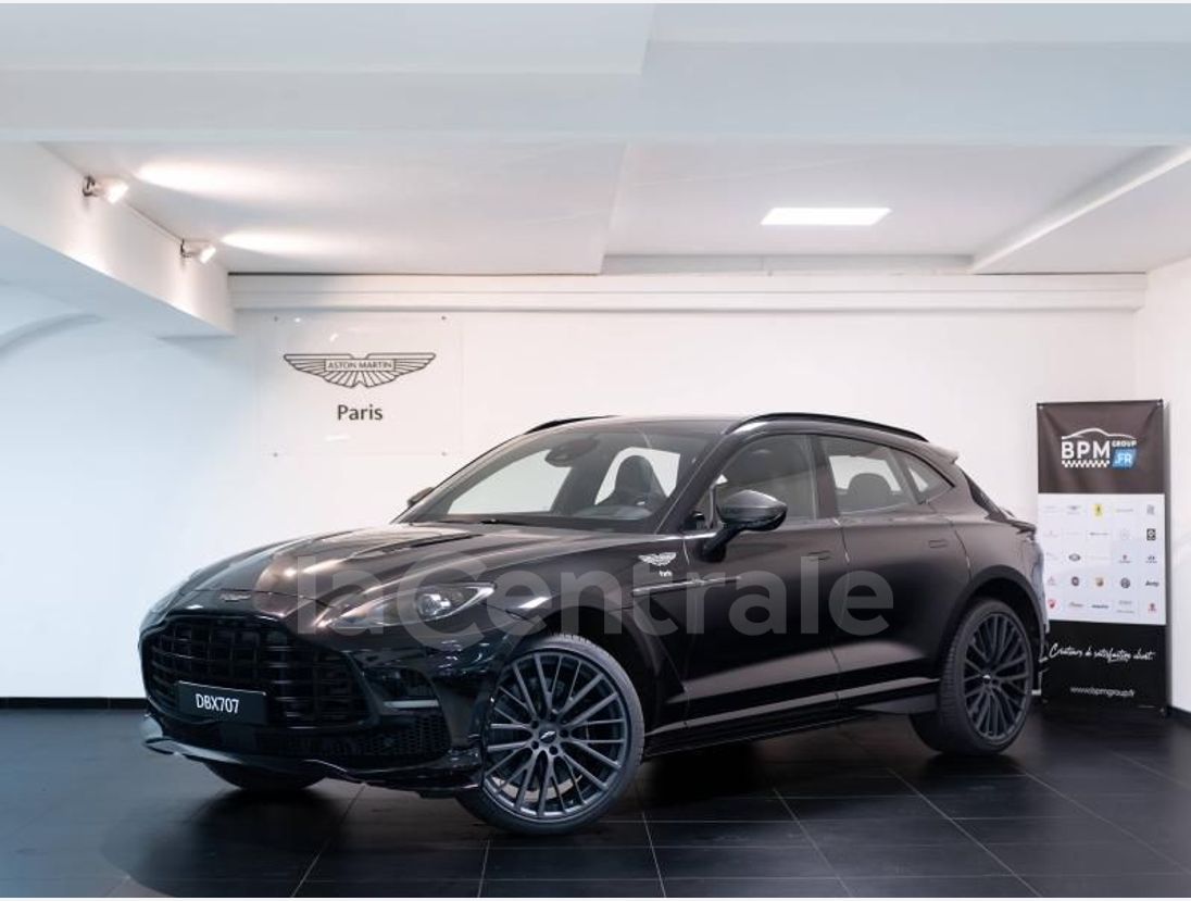 Aston Martin Dbx 