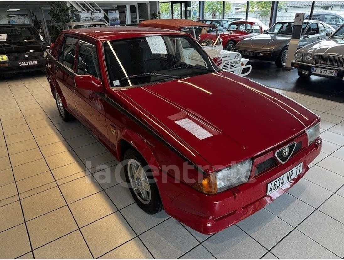 Alfa Romeo 75 