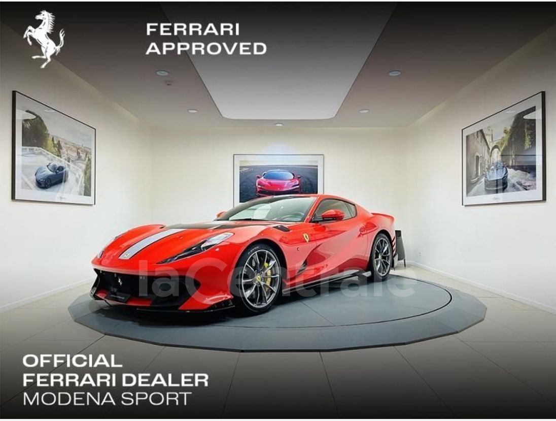 Ferrari 812 Competizione 