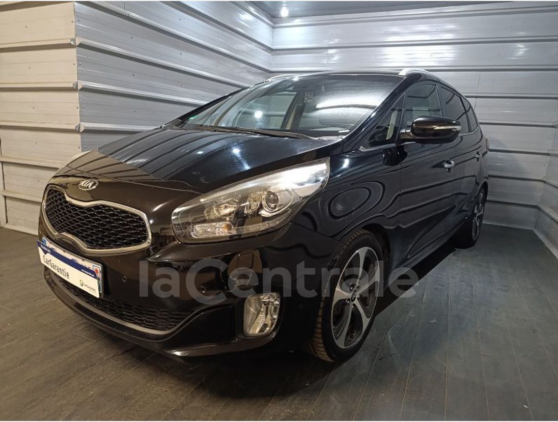 KIA Carens Iii 