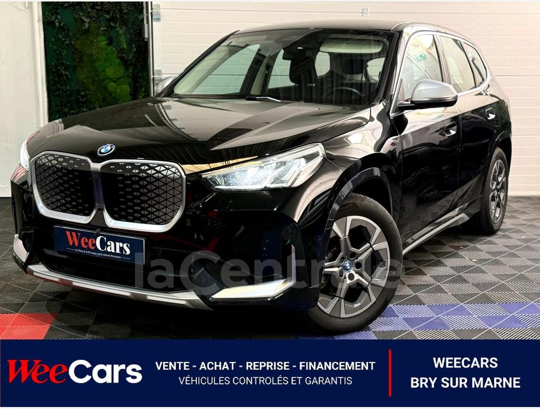 BMW Ix1 U11 