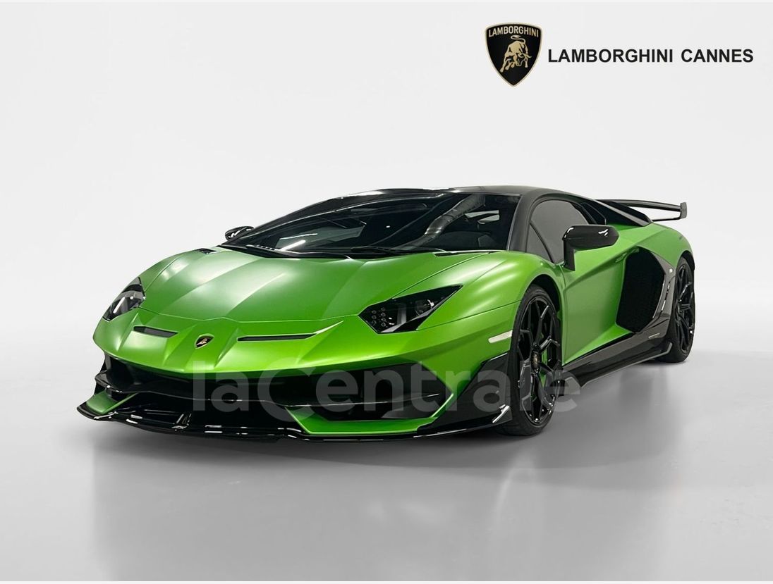 Lamborghini Aventador 2021