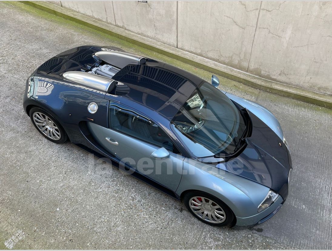 Annonce Bugatti veyron 8.0 w16 1001 2011 ESSENCE occasion - Paris