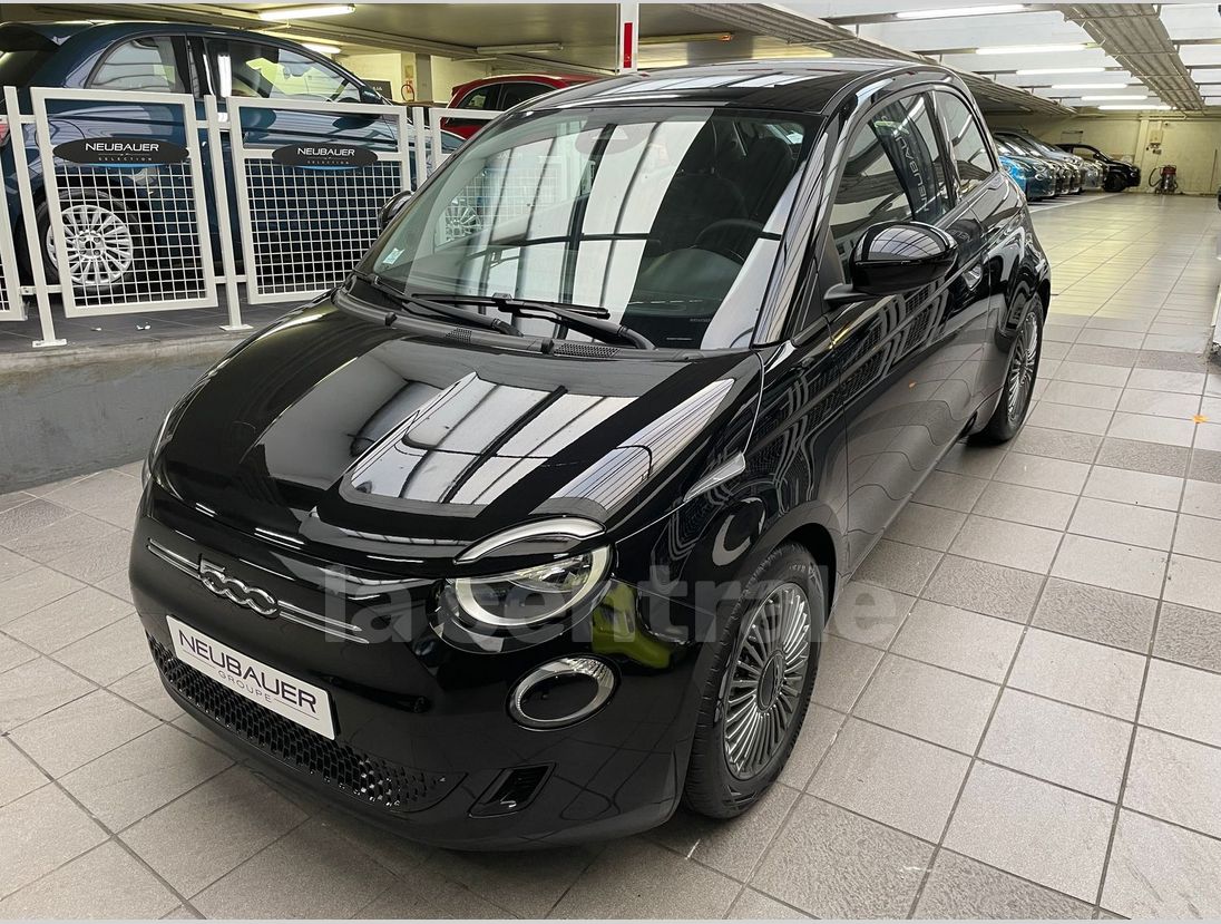 Annonce Fiat 500 iii 42kwh icone 2022 ELECTRIQUE occasion - Levallois  perret - Hauts-de-Seine 92