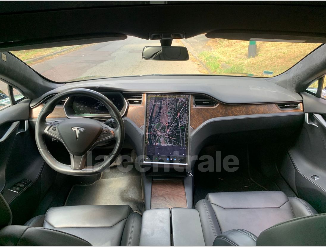 Photo 18 - compteur tesla model s - Essai Tesla Model S : notre