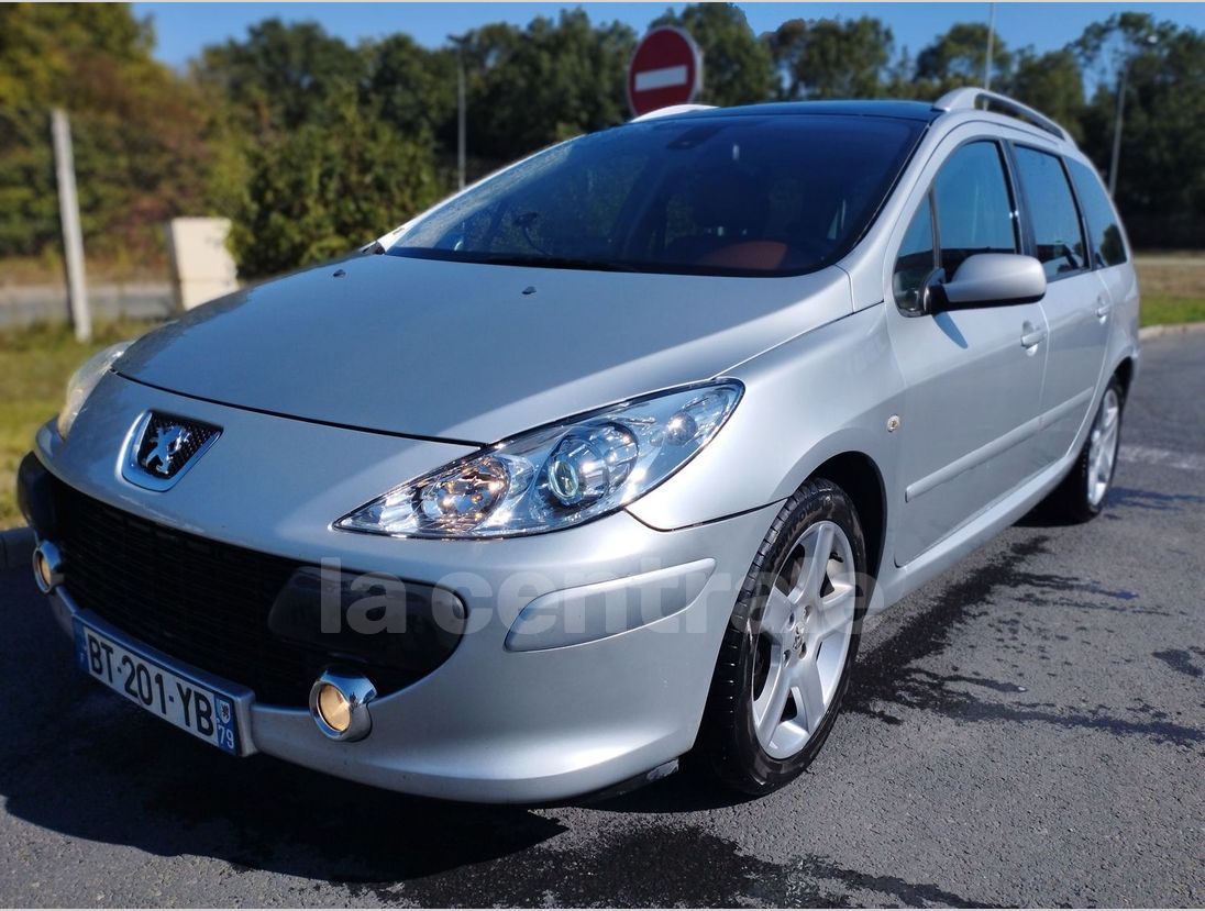 Annonce Peugeot 307 (2) sw 2.0 hdi fap griffe 2007 DIESEL occasion