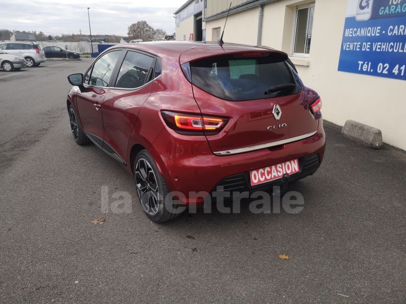 Annonce Renault clio iv (2) 0.9 tce 90 energy intens 2018 ESSENCE occasion  - Vivy - Maine-et-Loire 49