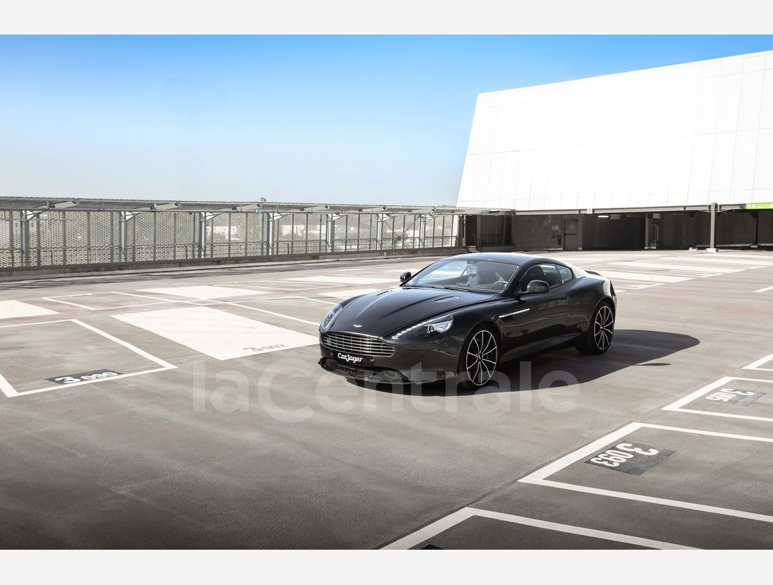 Aston Martin Db9 