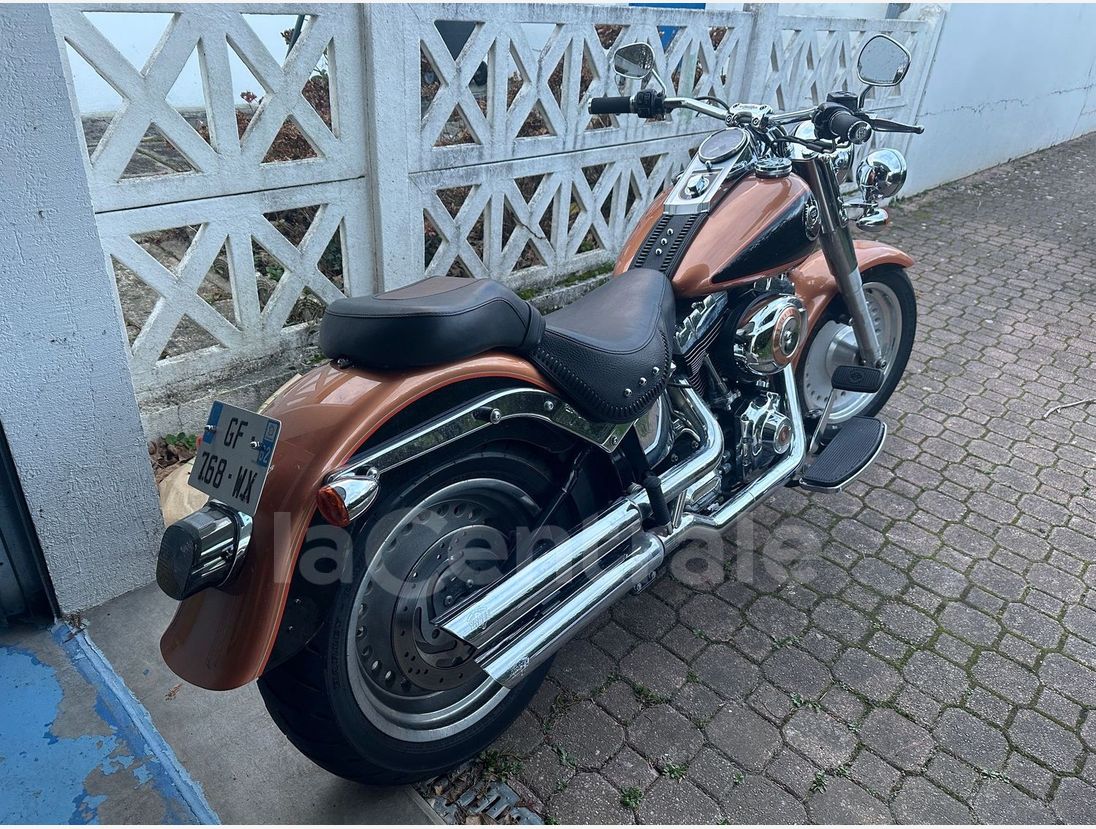 Annonce Harley davidson fat boy 1584 bicolore 105th anniversary