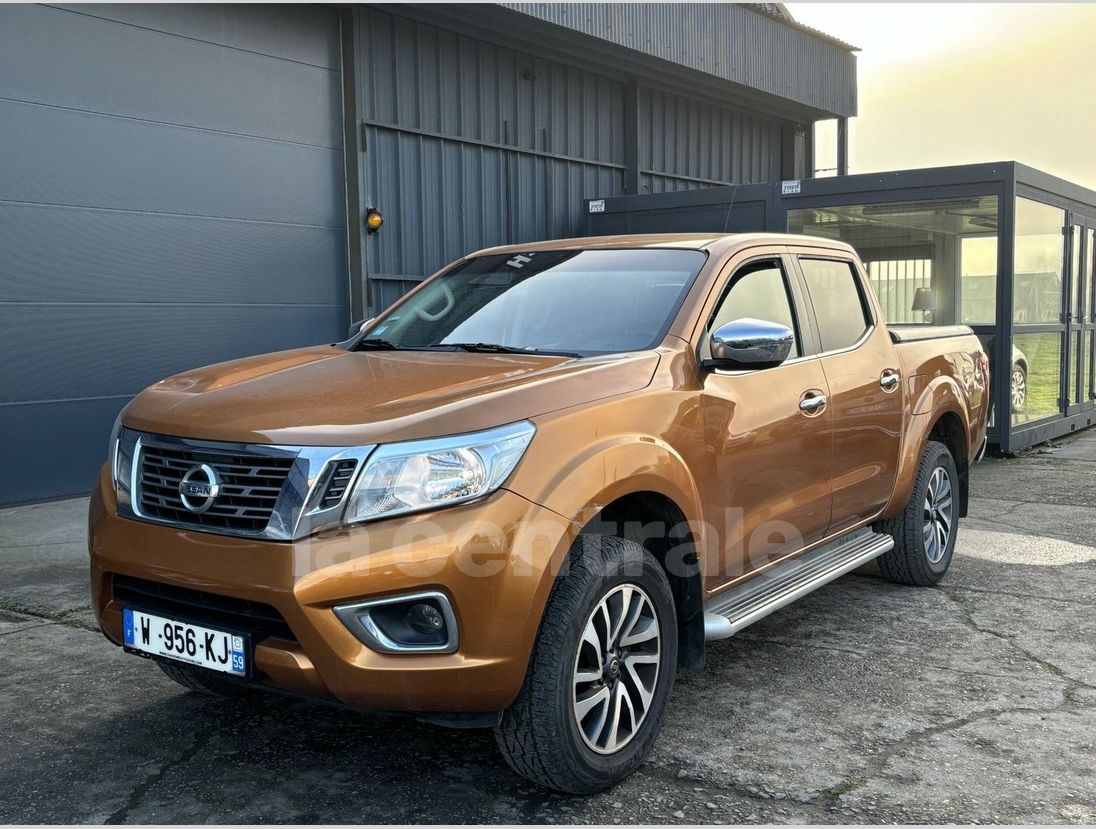 NISSAN NAVARA