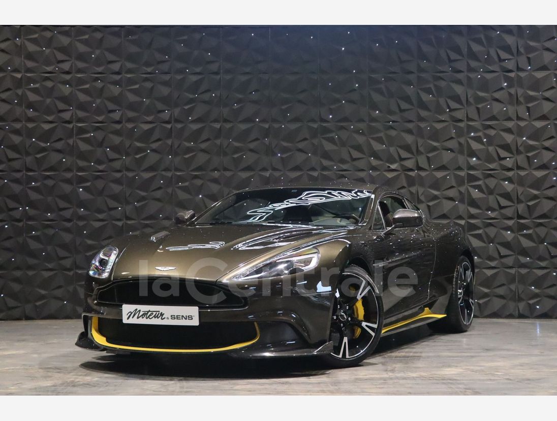 Aston Martin Vanquish 