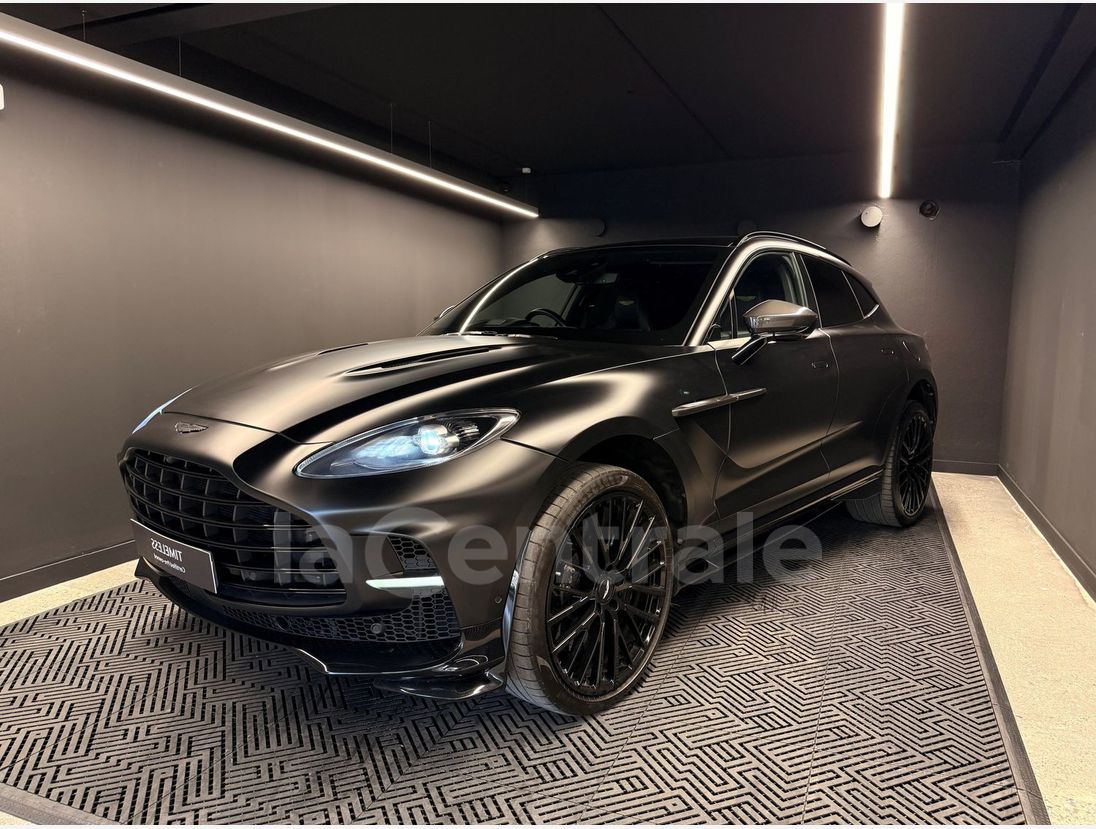 Aston Martin Dbx 