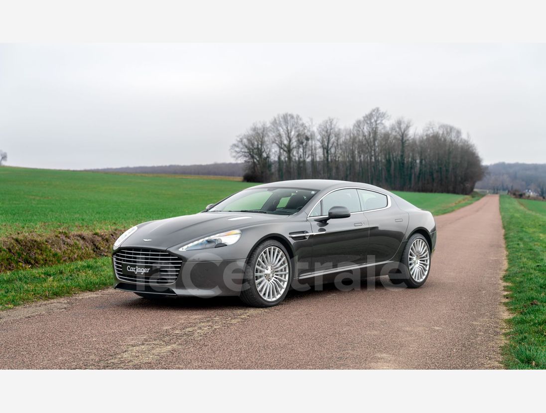 Aston Martin Rapide 