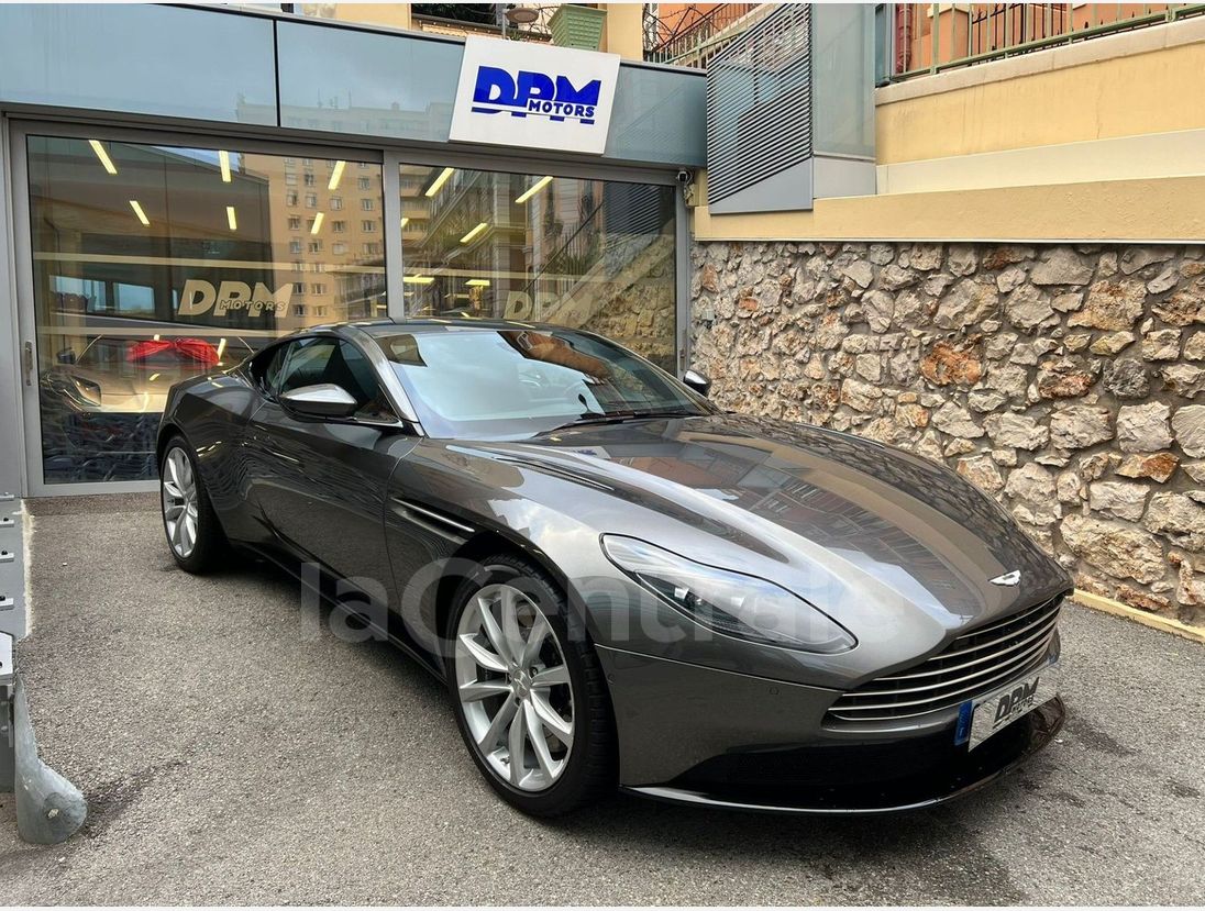 Aston Martin Db11 