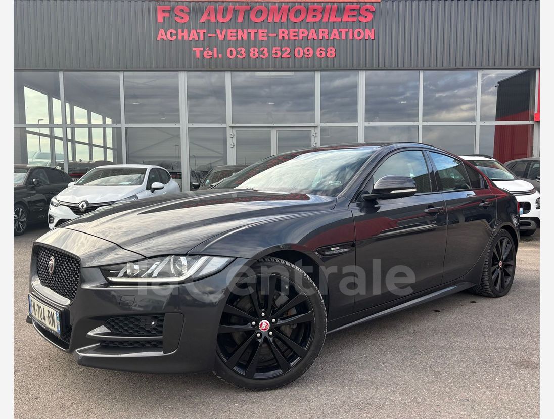 Jaguar Xe 