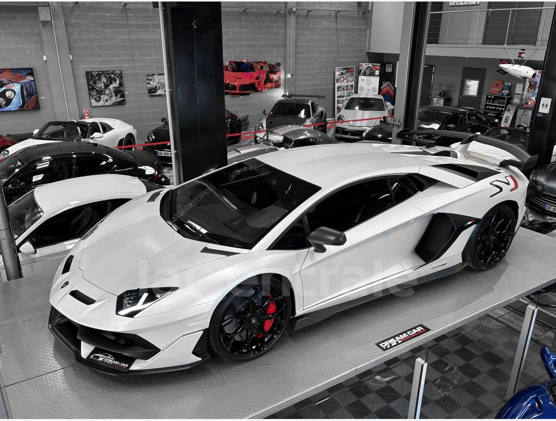 Lamborghini Aventador 2019