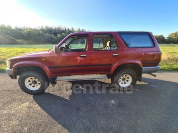 Fiches techniques Toyota 4runner millésime 1993.