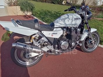 YAMAHA XJR 1200