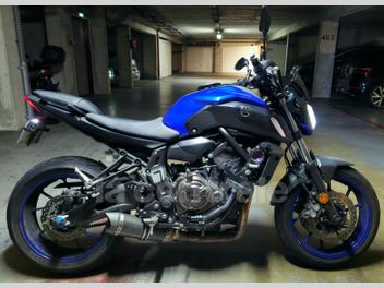 Moto YAMAHA MT-07 (47.5CV)/ CYAN STORM neuve