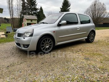 RENAULT CLIO 2 RS II (2) 2.0 16S 172 RS 3P