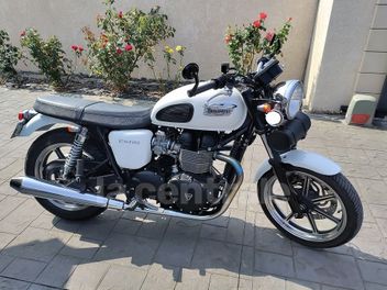 TRIUMPH AMERICA 865