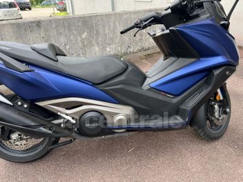 KYMCO AK 550