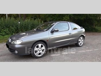 RENAULT MEGANE COUPE (2) COUPE 2.0 IDE PRIVILEGE