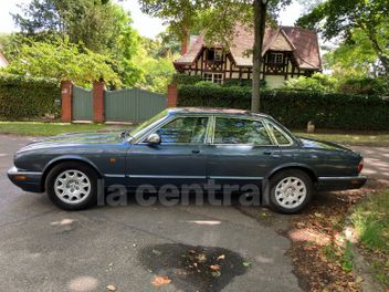 JAGUAR XJ8 3.2 PACK CLASSIQUE BVA