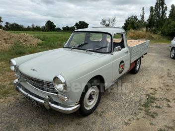 PEUGEOT 404 E