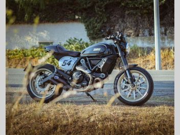 DUCATI SCRAMBLER 800