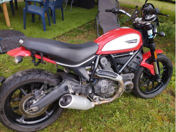 DUCATI SCRAMBLER 800