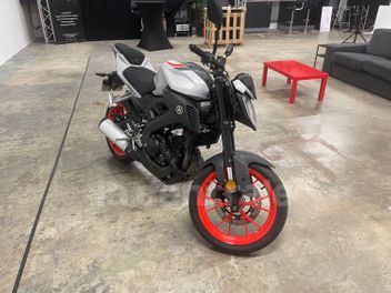 YAMAHA MT-125 125