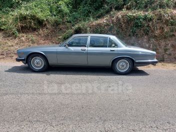 JAGUAR DAIMLER 5.3 DOUBLE SIX BVA