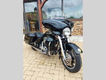 HARLEY DAVIDSON STREET GLIDE 1584 NOIR