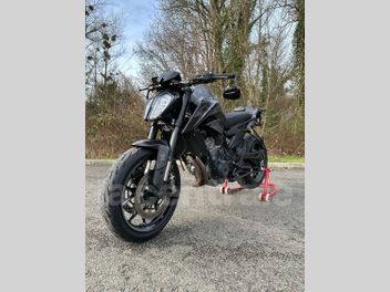 KTM DUKE 790