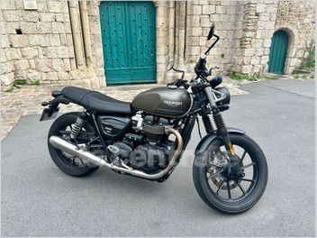 TRIUMPH STREET TWIN 900