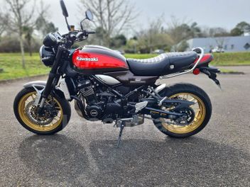 KAWASAKI Z 900 RS 900