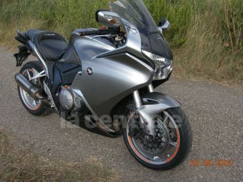 HONDA VFR 1200 F