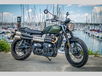 TRIUMPH STREET TWIN 900