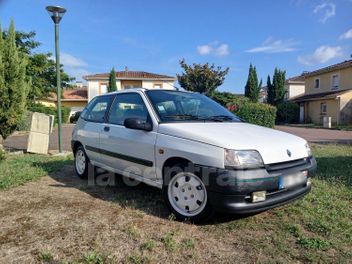 RENAULT CLIO (2) 1.4 S 3P