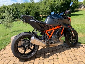 KTM SUPER DUKE 1290 R