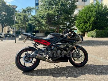 TRIUMPH DAYTONA 675