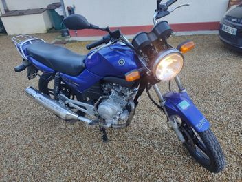 YAMAHA YBR 125